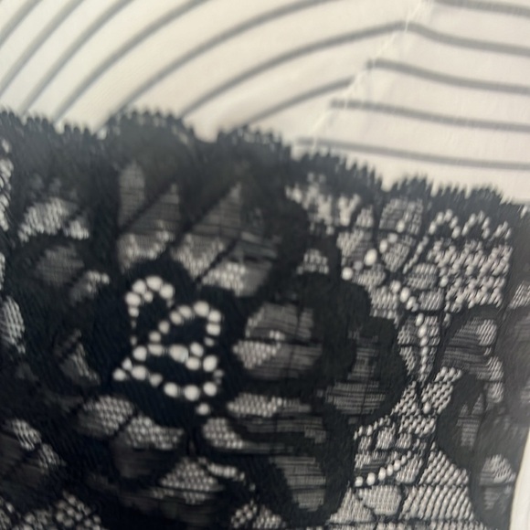 CACIQUE Striped Black and Cream Bra - Picture 3 of 7